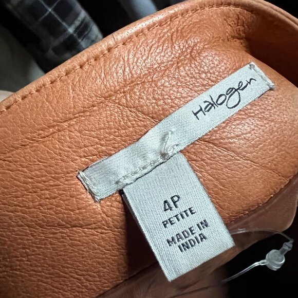 Halogen Leather Mini Skirt With Zipper Pockets Camel Tan Color Size 4P - Picture 6 of 9